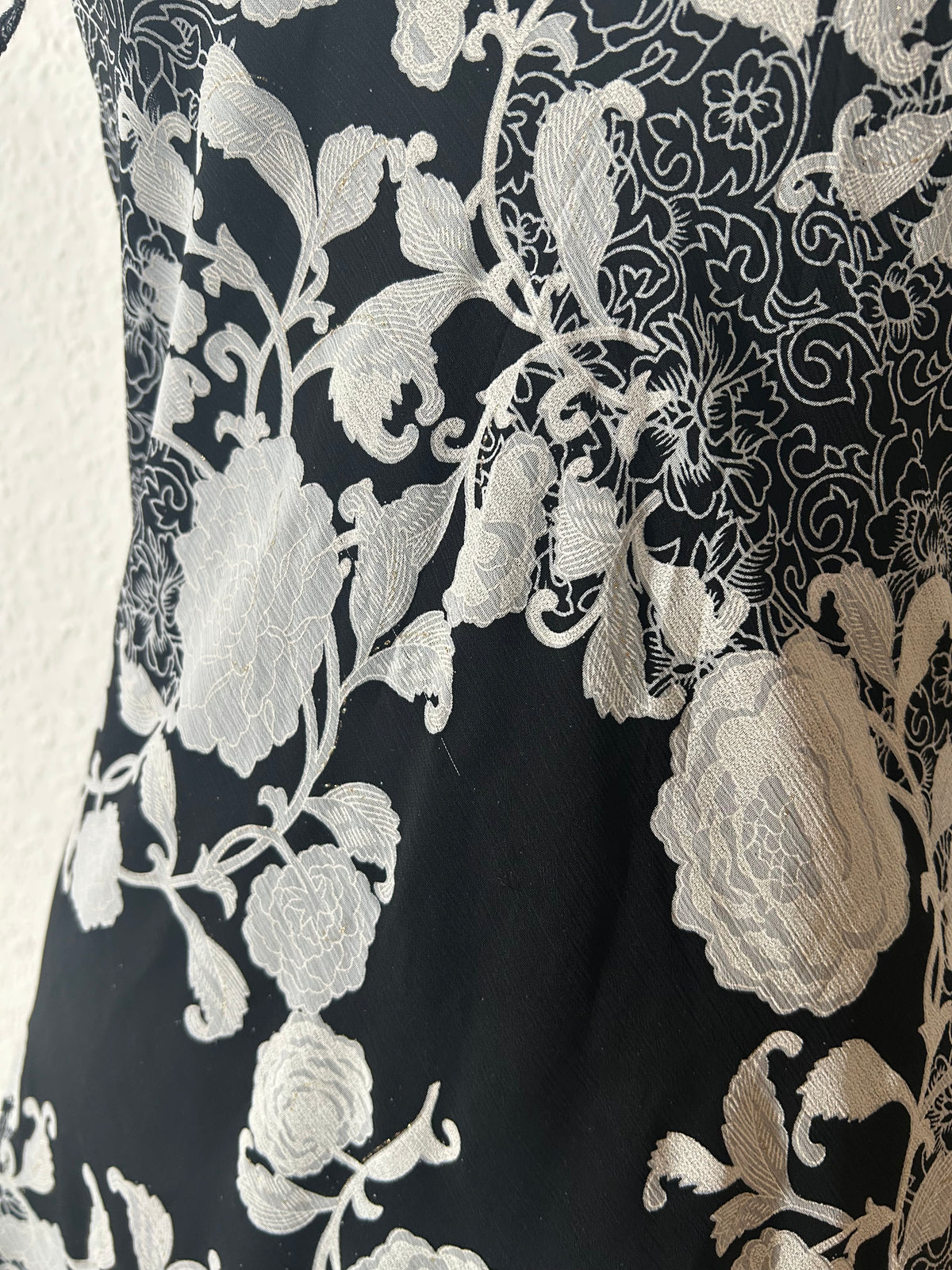 Kleid aus 100% Seide