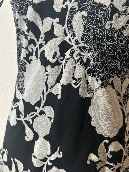 Kleid aus 100% Seide